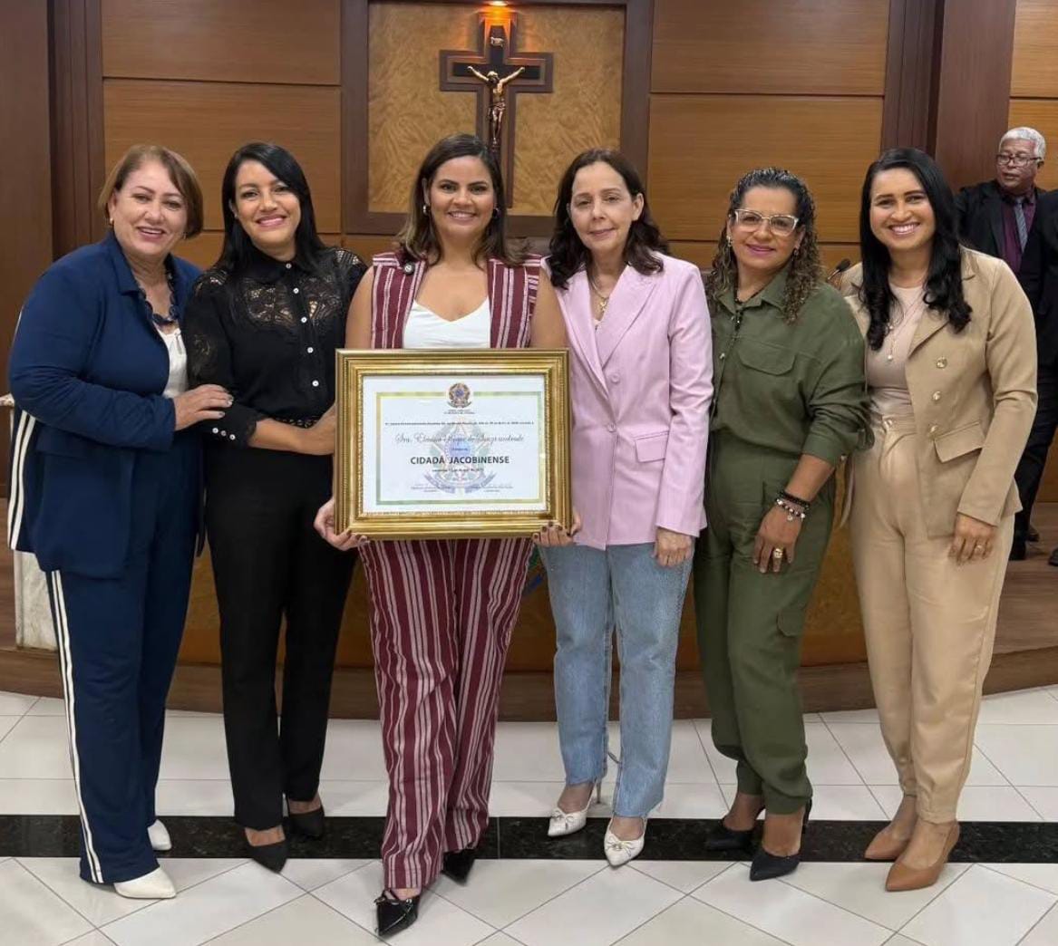 Terapeuta Ocupacional e Diretora do SINFITO-BA, Dra. Elciana Roque, recebe Título de Cidadã Jacobinense